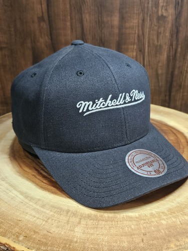 Mitchell And Ness Adjustable Fit Snapback Adjustable Hat Cap Blabk And White - Picture 3 of 9