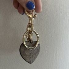 Coach Signature Hearts Key Ring Keychain Love Cute Dogleash Clip Gold 91478 NWT