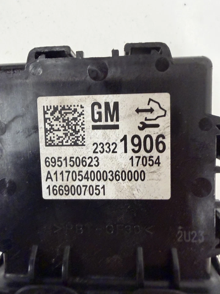 2016 2017 2018 2019 CHEVROLET VOLT PEDESTRIAN ALERT MODULE 23321906 - Image 4 of 4