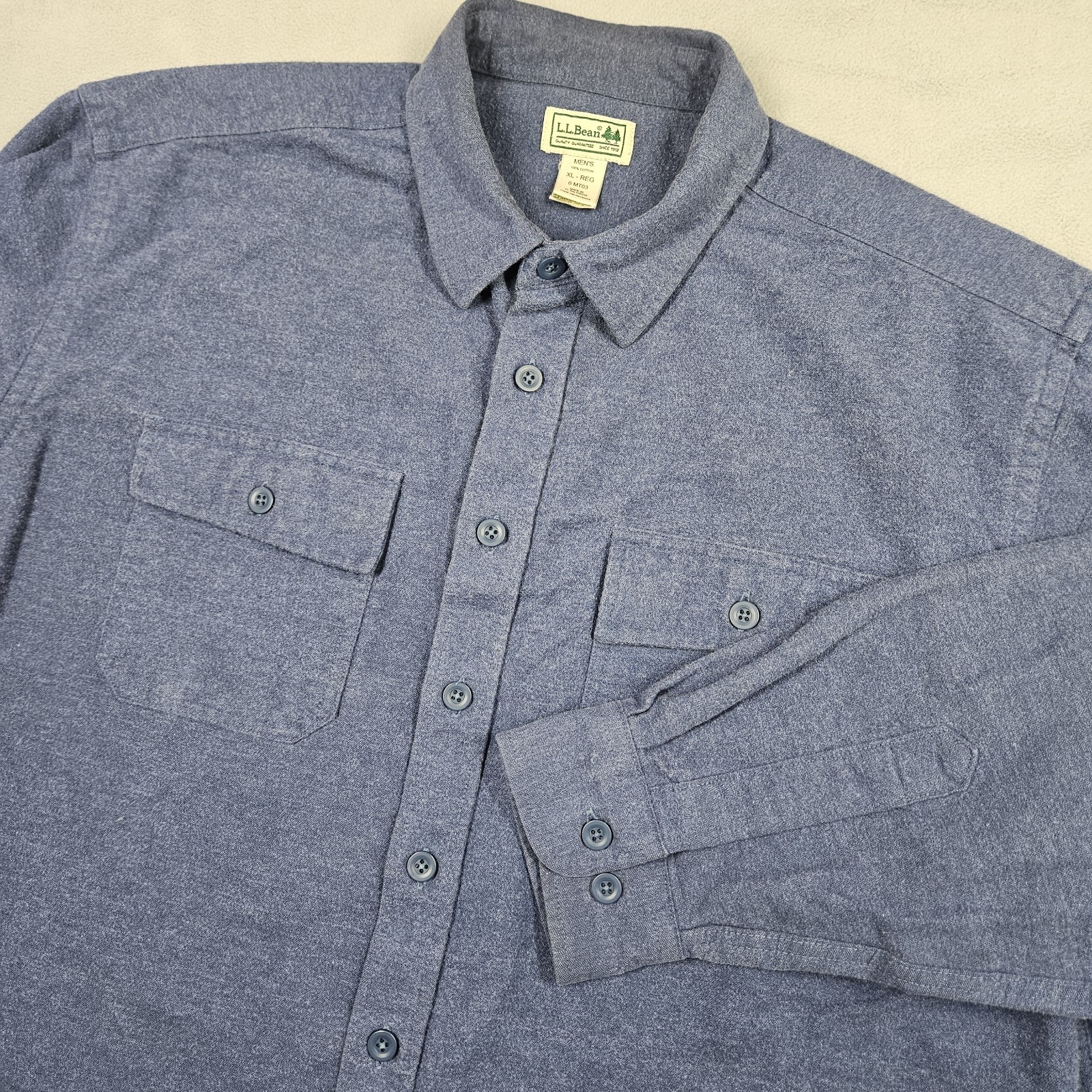 LL Bean Shirt Men's XL Blue Chamois Button Down Cotton Flannel 0MT03 Pockets