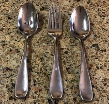 Oneida Voss  3 Piece Hostess  Slotted Spoon  Solid Spoon  Fork  Stainless Glossy