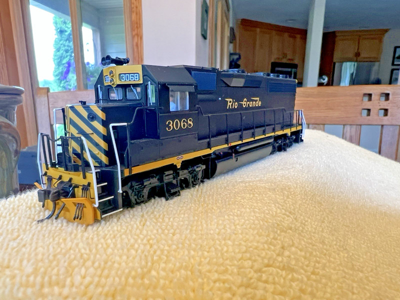 Atlas HO Scale Rio Grande GP 40 Locomotive #3068