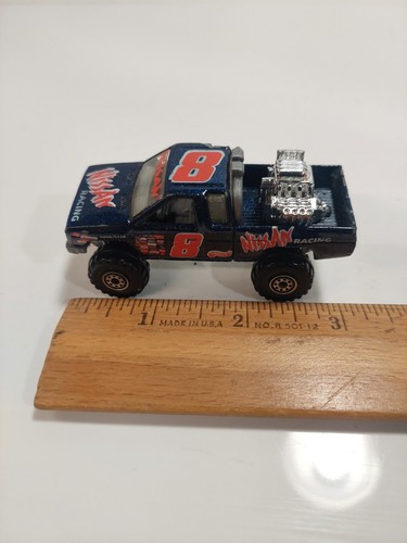 Vintage 1987 Hot Wheels Nissan Racing #8 Truck Die Cast - Picture 2 of 10