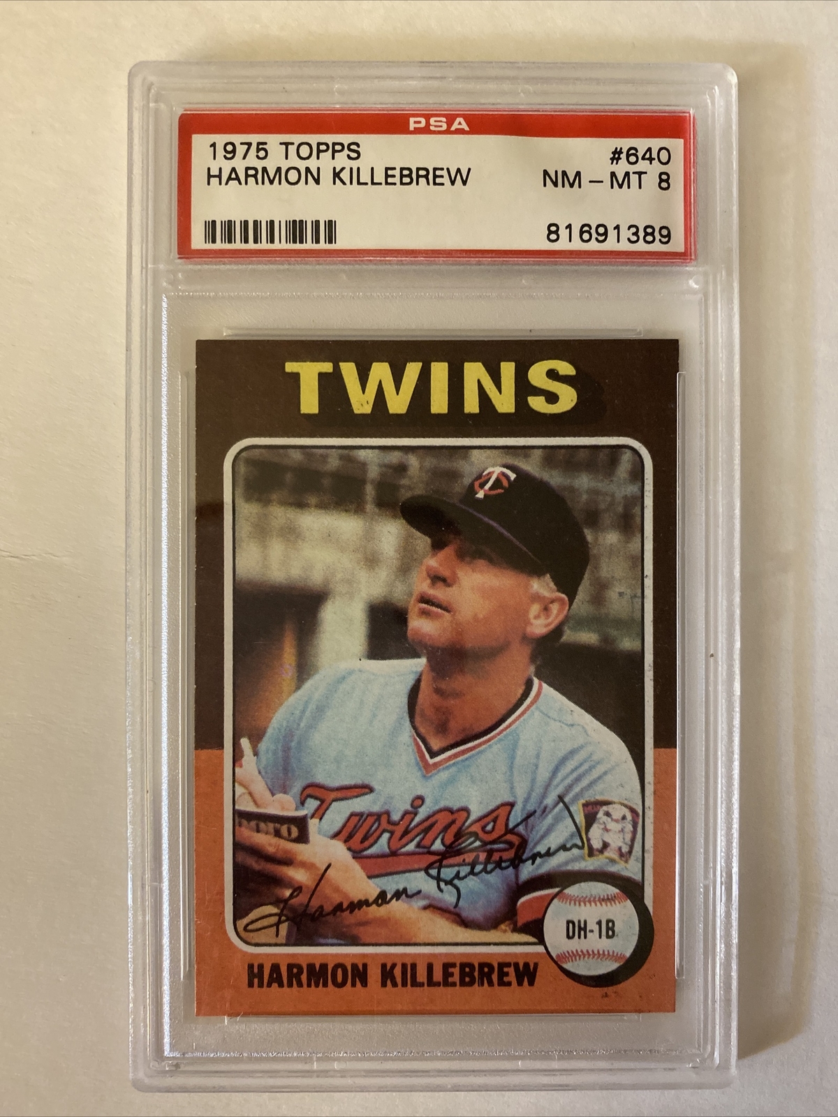1975 Topps Baseball Harmon Killebrew Minnesota Twins Card #640 PSA 8