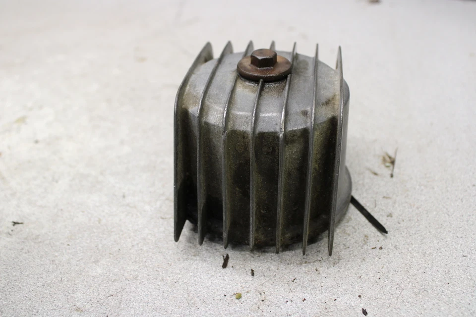 1973 Honda CB500 ENGINE OIL FILTER COVER` M15-1451.ON - Image 2 of 4