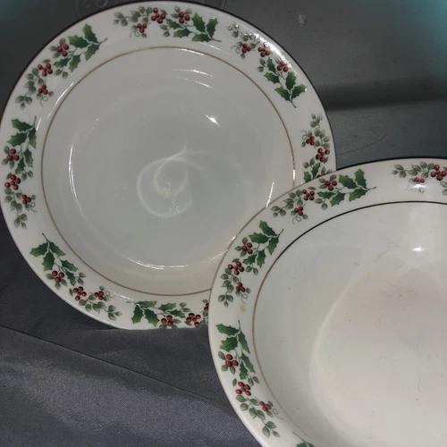 Gibson Christmas Charm Delight Holiday Harmony Bowls Set of 2 Salad Cereal Soup 