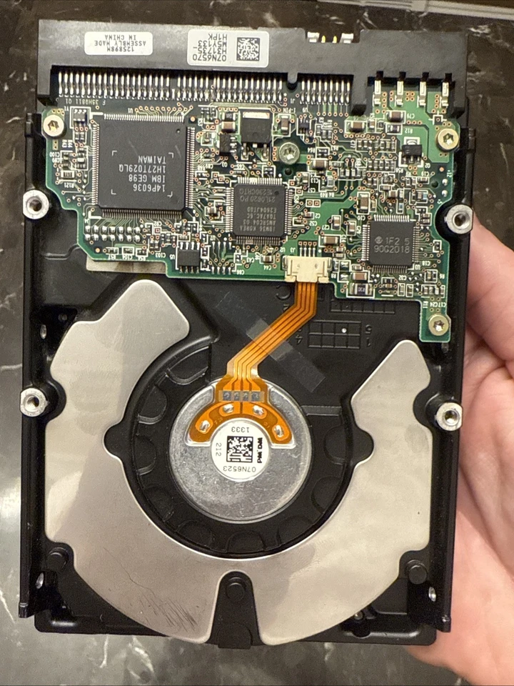 IBM Hard Drive 61.5GB Deskstar Model IC35L060AVER07-0  Hard Drive - Image 2 of 3