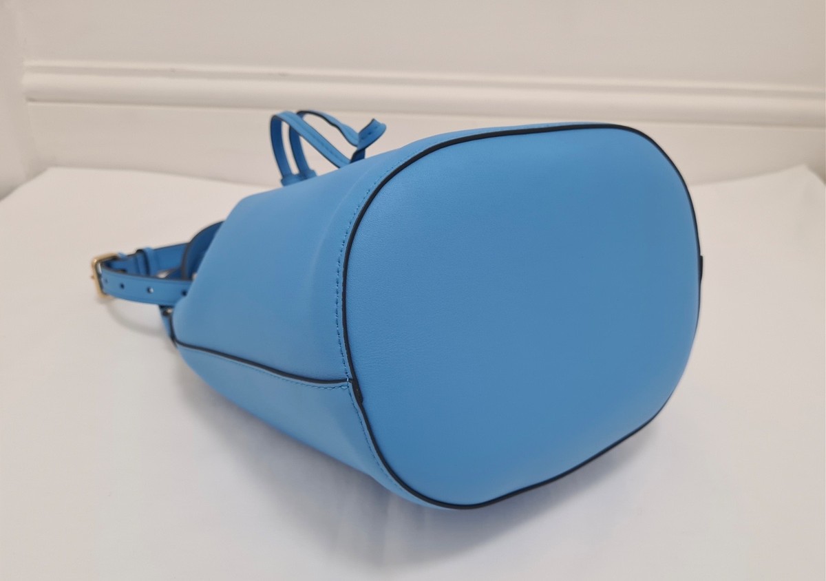 【ANYA HINDMARCH】Vaughan Drawstring bag Anya Hindmarch Vaughn Bag Review - YouTube