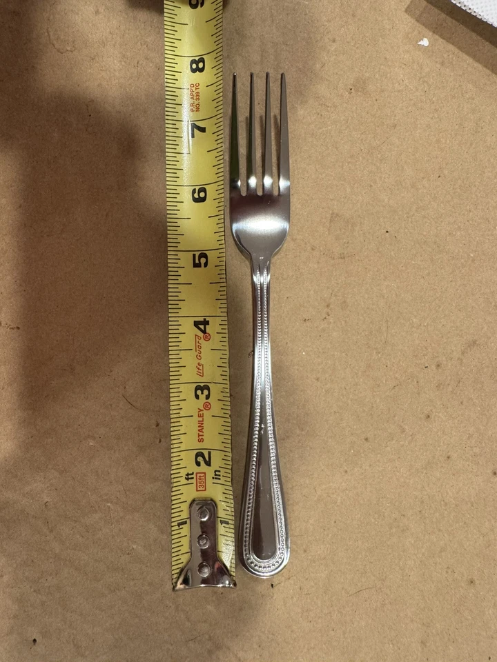 Winco 12-Piece Dots Dinner Fork Set, 18-0 Stainless Steel,Silver - Image 4 of 4