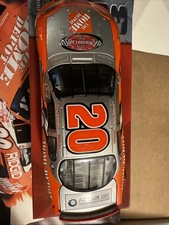 RARE NEW TONY STEWART #20 HOME DEPOT 2003 THE VICTORY LAP CLUB CAR WINSTON