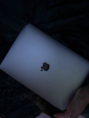 Apple MacBook Pro 13'' Silver Laptop SSD Backlit Keyboard Force Touch Trackpad