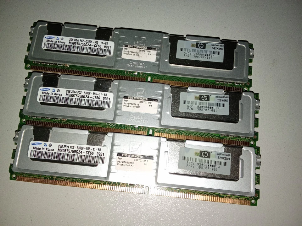 4x2GB Samsung DDR2 PC25300F-555-11-E0 667MHz 2Rx4 ECC Fb-dimm M395T5750GZ4-0931  - Immagine 2 di 3