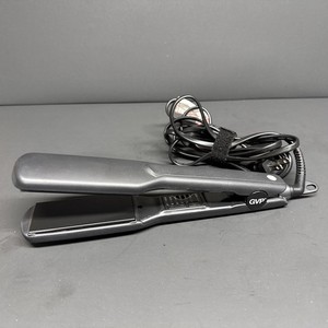 GVP 264898 - 1 1/2” Ceramic Hair Straightener Flat Iron - Tested - Working