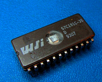 Vintage WSI 57C191C-35 CMOS PROM / EPROM 2K×8 UV Erasable DIP-24 IC Chip   NOS