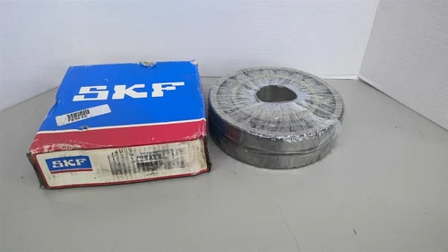 SKF 22226 EK C3 SPHERICAL ROLLER BEARINGS 130x230x64mm - Picture 3 of 4