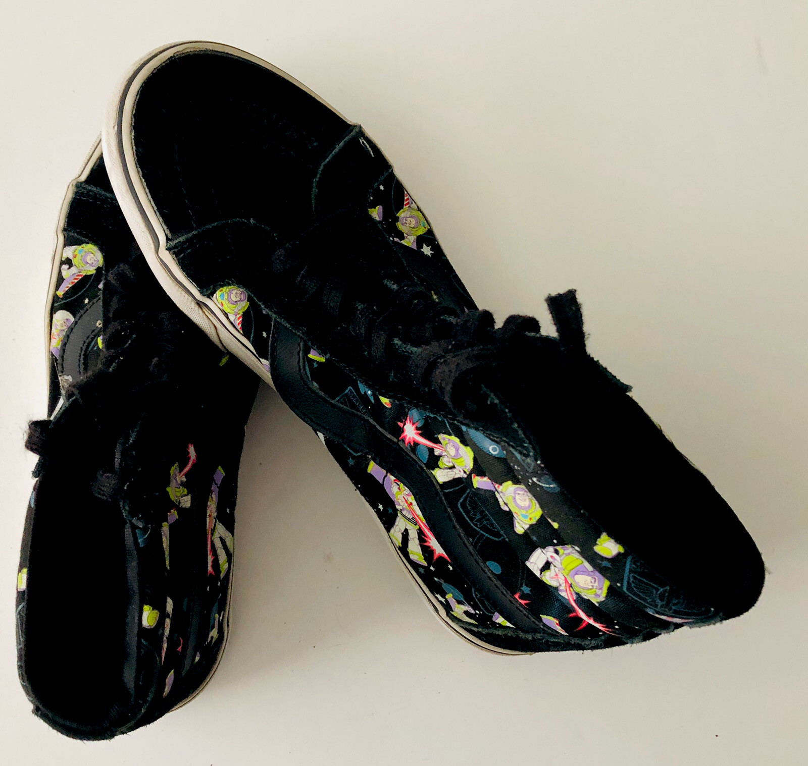 vans x toy story buzz lightyear