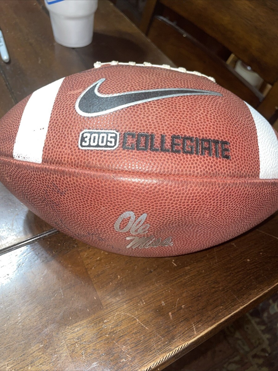 OLE MISS REBELS Nike 3005 Collegiate NCAA Game Ball College