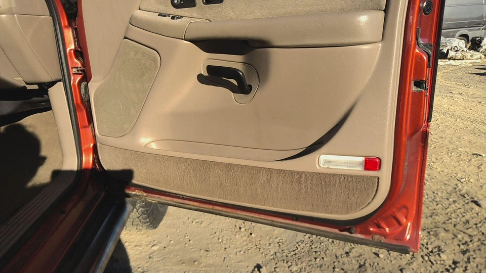 01 CHEVY SILVERADO 2500 Front Door Electric Passenger - Изображение 2 из 2