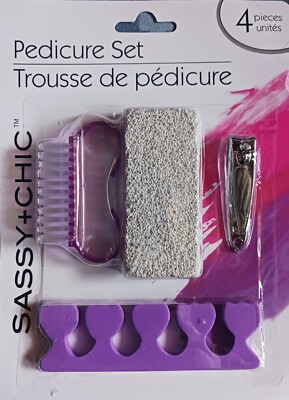 Pedicure Set from Sassy+ Chic, a great 4 Piece Set makes a great gift 
