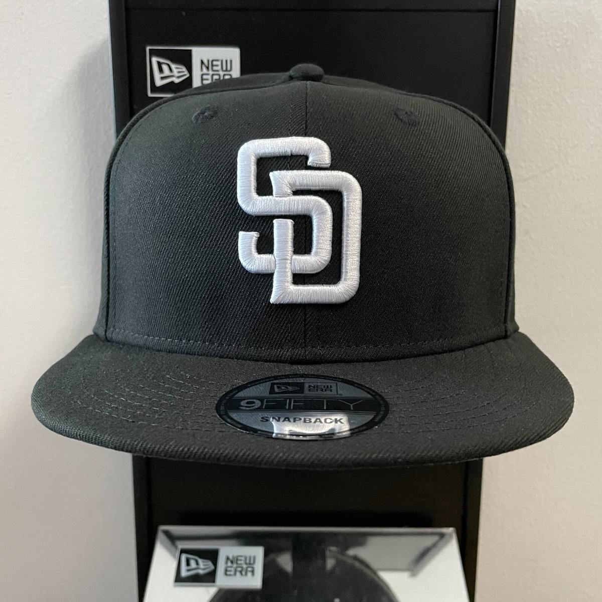 MLB - San Diego Padres 9FIFTY Adjustable Snap-Back New Era Cap