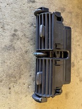 01-07 Mercedes W203 C230 C240 Center Dash Ac Air Vent A2038300354 Oem 01-07 Mercedes W203 C230 C240 Center Dash Ac Air Vent A2038300354 Oem