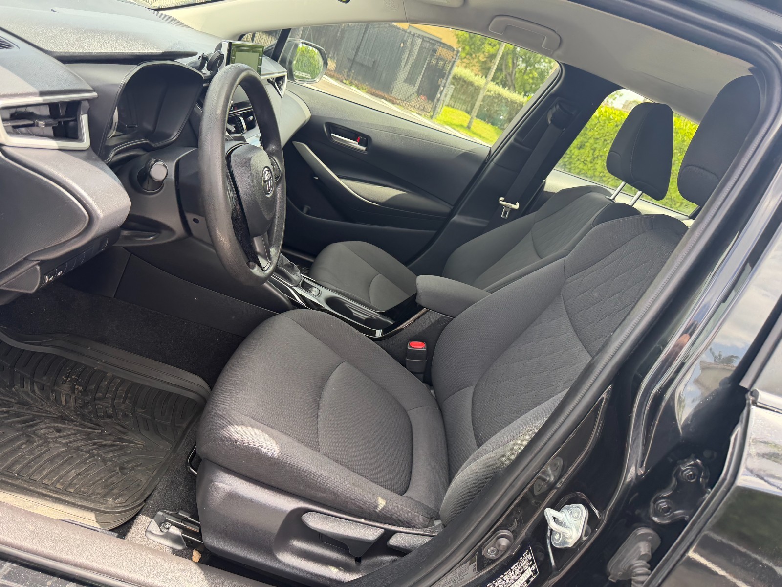 Toyota Corolla - Image 12