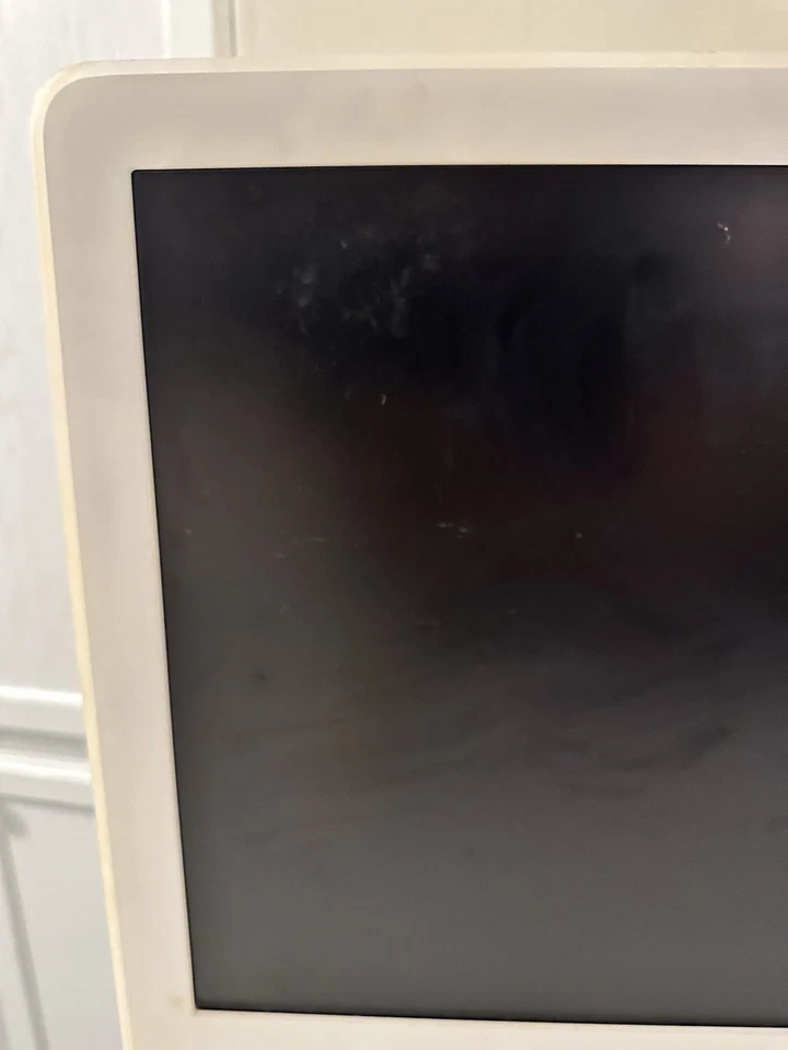 Apple iMac A1174 20" Desktop (2005) Core 2 Duo 2.0GHz 2GB RAM – Tested Working - Image 4 of 4