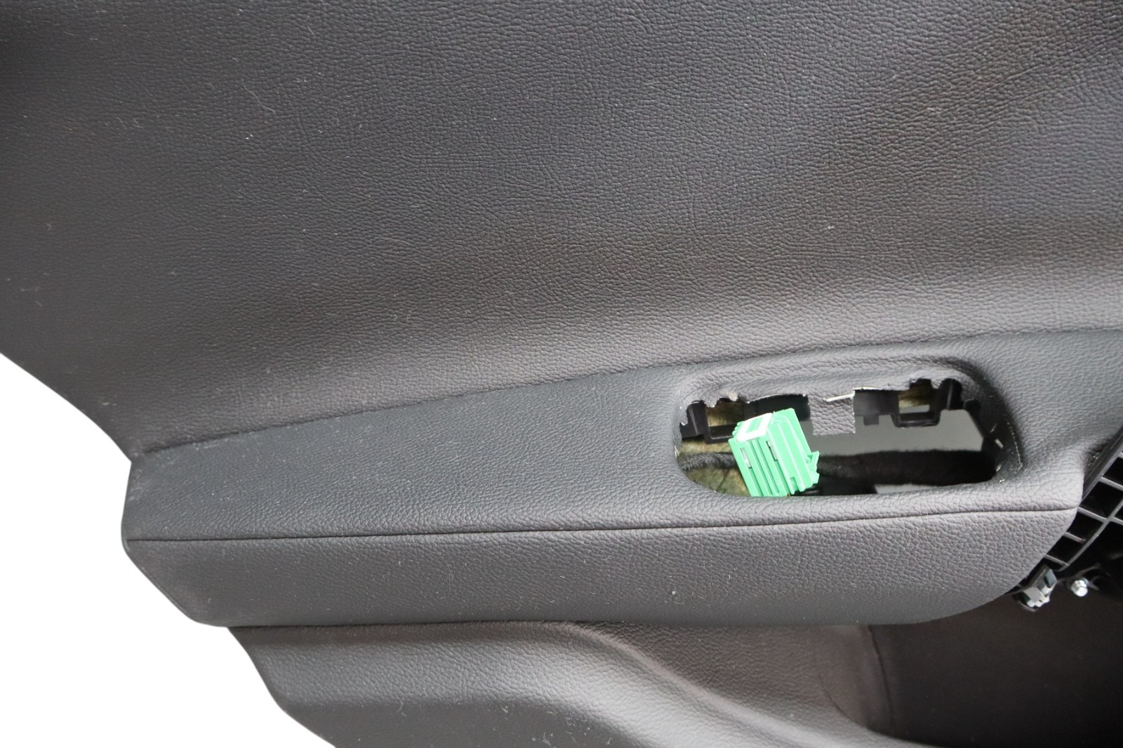 14-22 Maserati Ghibli Rear Left Driver Side Interior Door Panel Black Oem