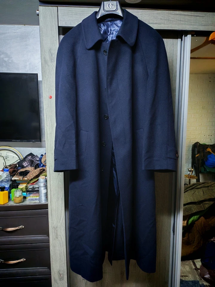Vintage Burberrys Wool Cashmere classic navy Raglan long suit over coat 44R - Image 2 of 4