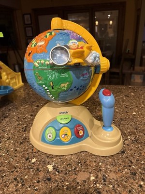 VTech Fly & Discover Interactive Globe Educational Kids Talking/Moving Toy Works