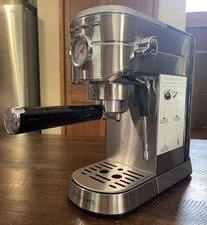 CASABREWS  Espresso Machine 20 Bar with Milk Steamer CM5418, Silver