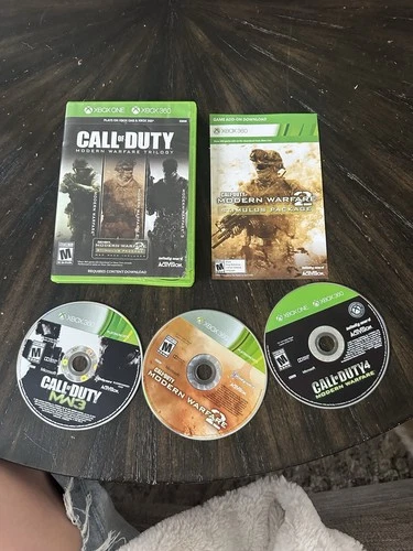XBOX ONE/XBOX 360 Game Call Of Duty Modern Warfare Trilogy Case & Game Only
