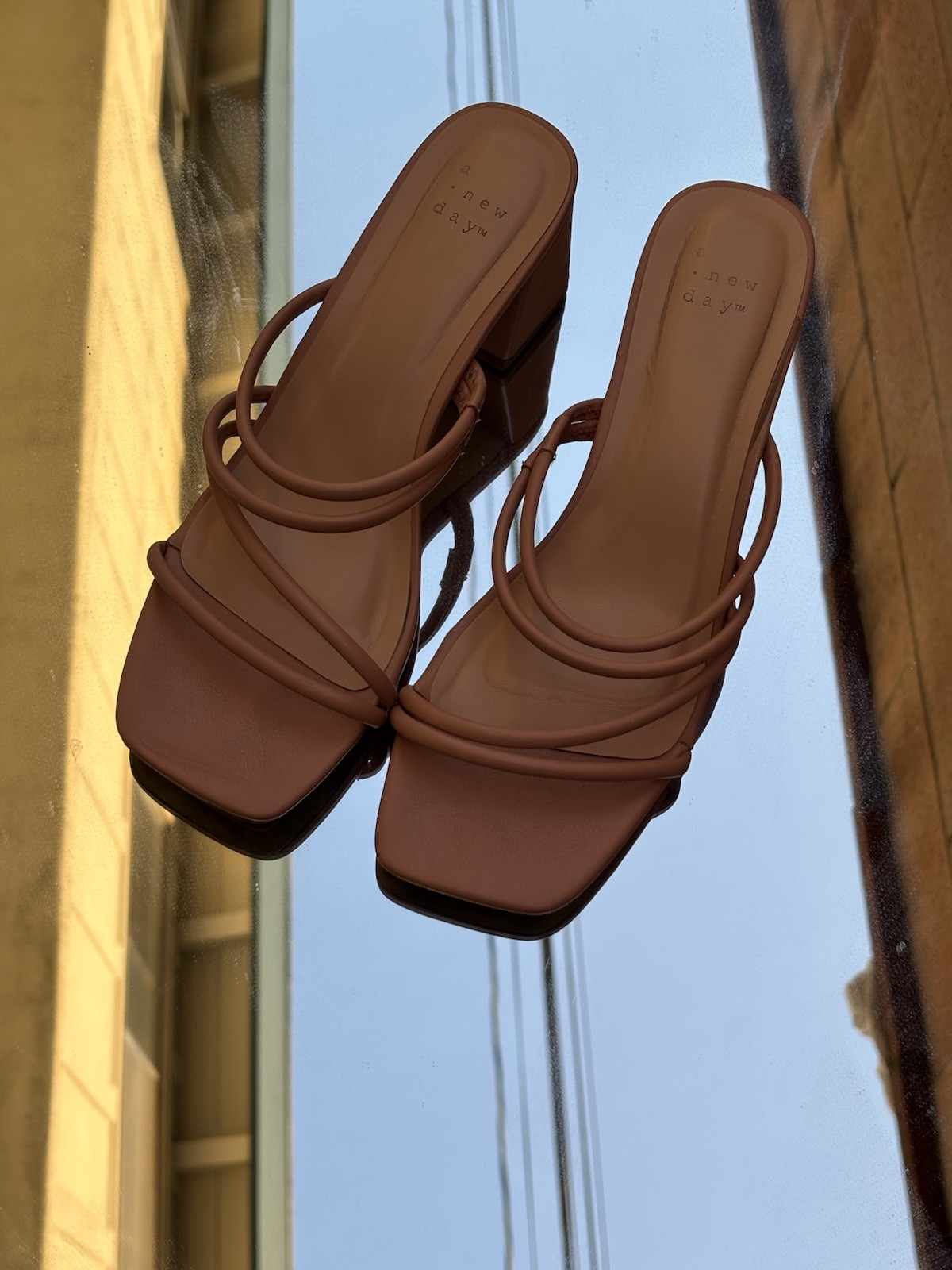 A New Day Women’s US 8 Brown Strappy Slip-On Square Toe Faux Leather Sandals