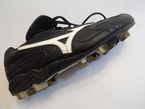 baseball cleats uk