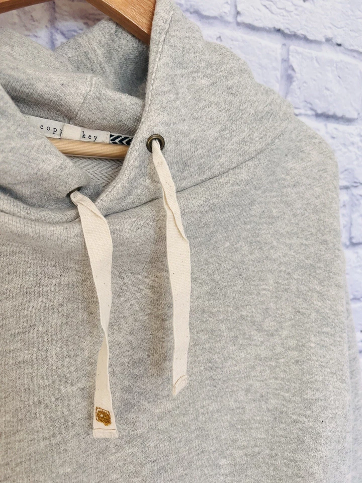 Sudadera corta con capucha COPPER KEY para mujer talla XL beige cuadrada calce relajado Foto 2 de 4