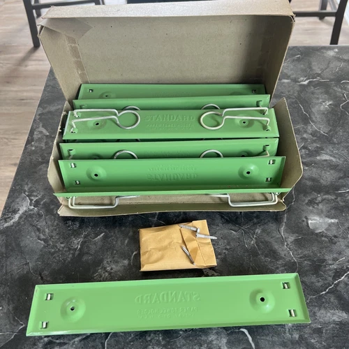 Vintage Standard  Avacado Green Kitchen Paper Towel Holder Wall Mount 1 Holder - product listing photo