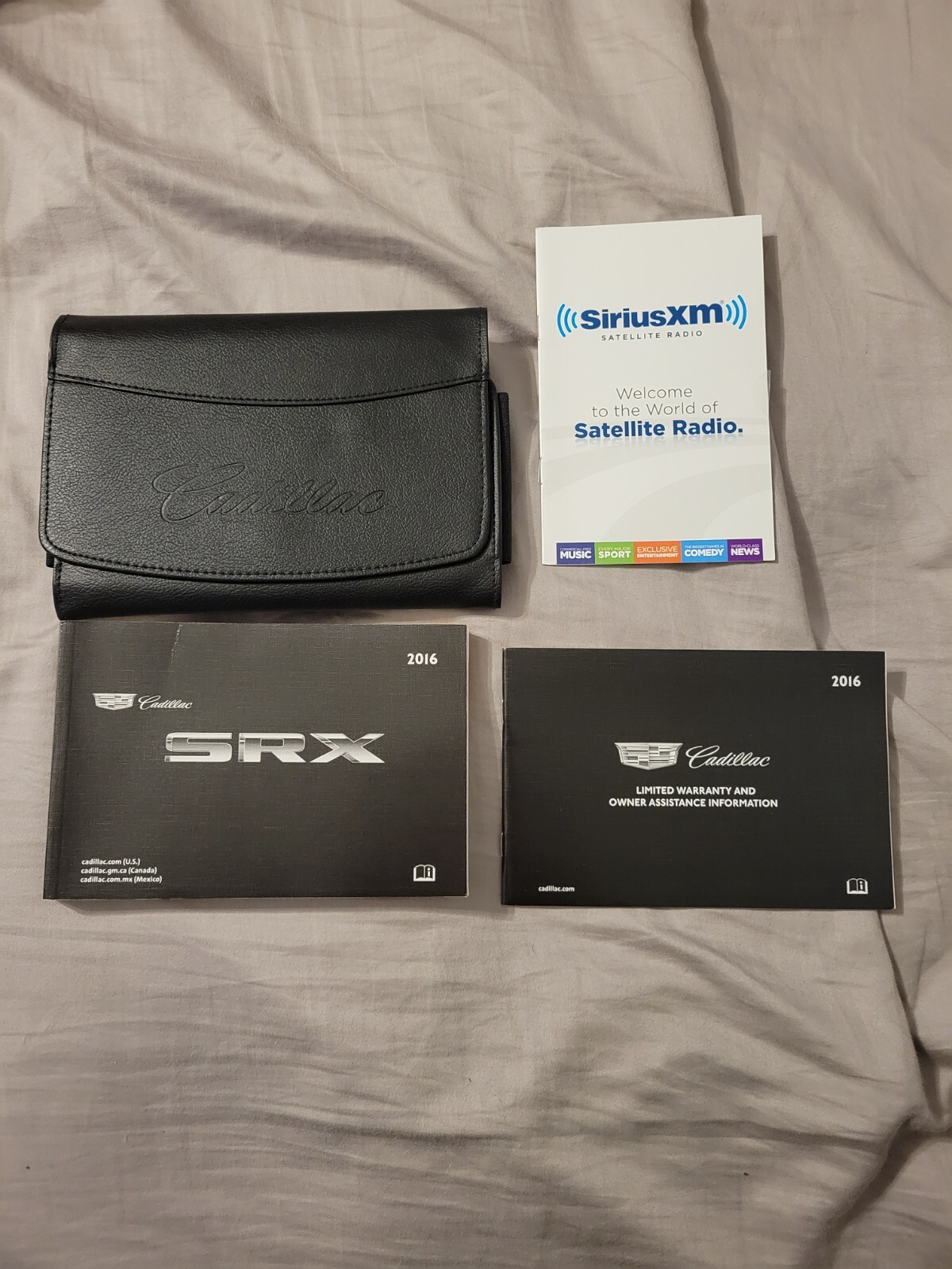 2016 CADILLAC SRX OWNER MANUAL BOOK SET WITH CASE FAST