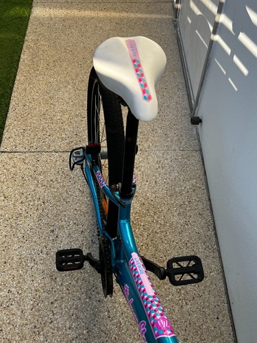 Malvern Star Livewire 24inch Kids Cycle - Picture 6 of 7