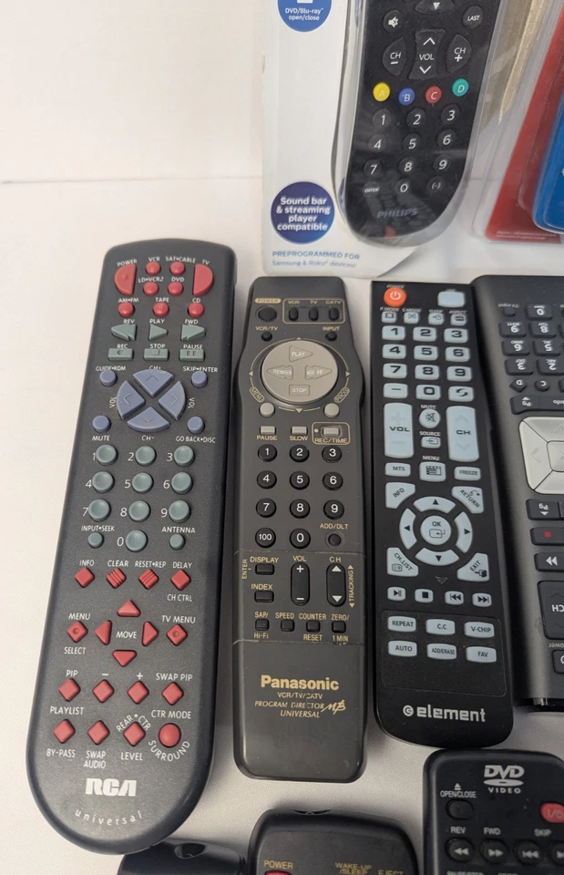 Lote de 12 nuevos mandos a distancia usados Samsung Toshiba Audiovox Panasonic TODOS PROBADOS Foto 3 de 4