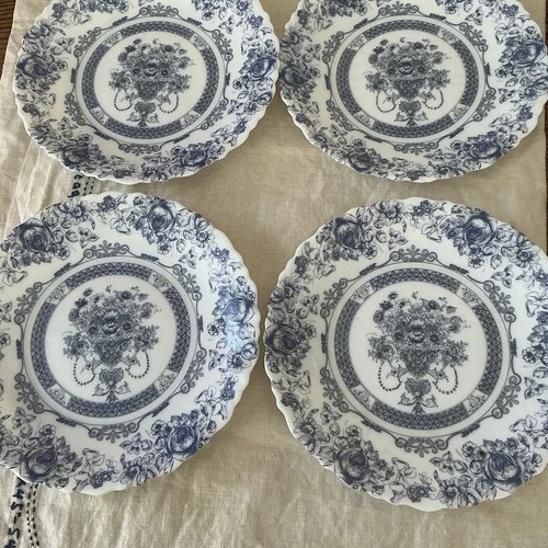 Arcopal France 4 Honorine Vintage Salad Dessert Plates Blue White Floral 4