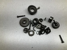 1982 82 YAMAHA YZ 125 YZ125 MISC ENGINE HARDWARE BOLT PARTS LOT