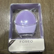 FOREO LUNA 3 Facial Cleansing Device &  Bonus Foaming Cleanser - Sensitive Skin