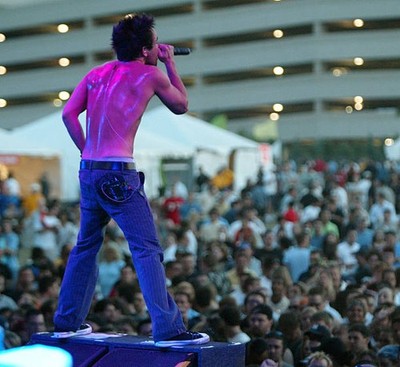 Doug Robb of Hoobastank at Hoobastank Performs at Maxim's Fantasy - Old Photo 4