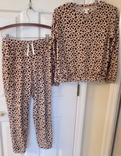 Cat  Jack Kids Snuggly Soft 2 PC Pajamas Set Beige w Brown Hearts Sz L 10/12 