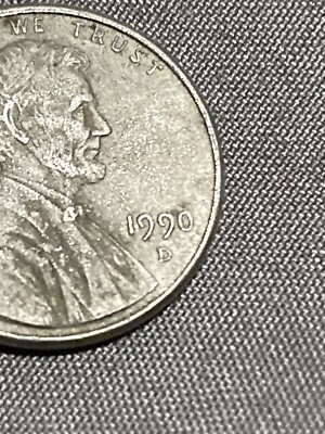 VERY RARE  1990 D Penny  ERROR !!! SILVER COLOR !!!