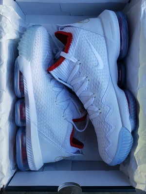 lebron 16 low draft night