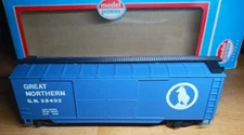 Model Power HO Gauge Boxcar "Great Northern"