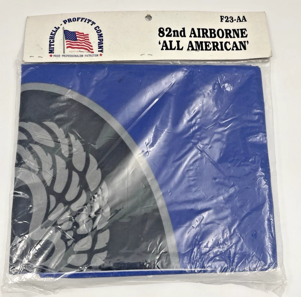 82 Airborne All American Flags F23-AA Blue & F23-A White 3X5 Lot of 2 OldStock - Image 3 of 4