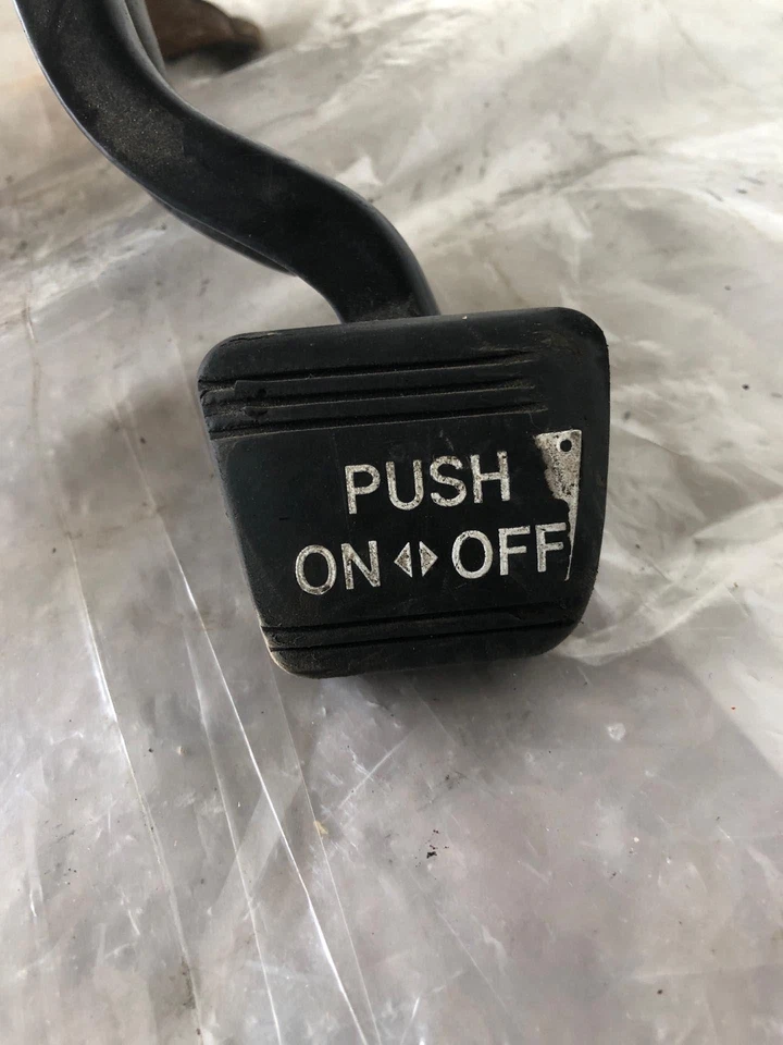 2003 TOYOTA SIENNA Passenger Van A/T Emergency Parking Brake Floor Foot Pedal - Изображение 2 из 4