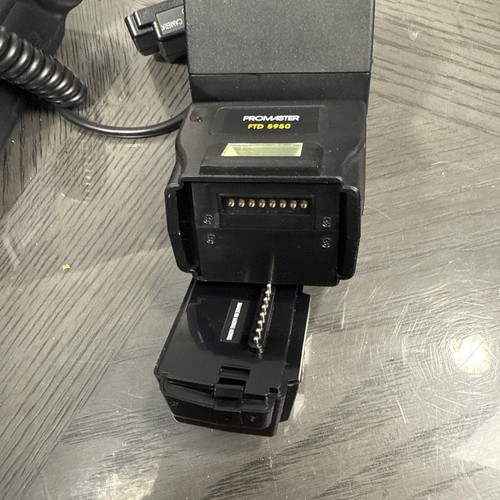 PROMASTER FTD 5950 ELECTRONIC FLASH NEW IN BOX - Picture 9 of 9